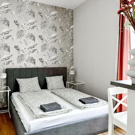 T32 Central Modern Suites Budapest Eksteriør billede