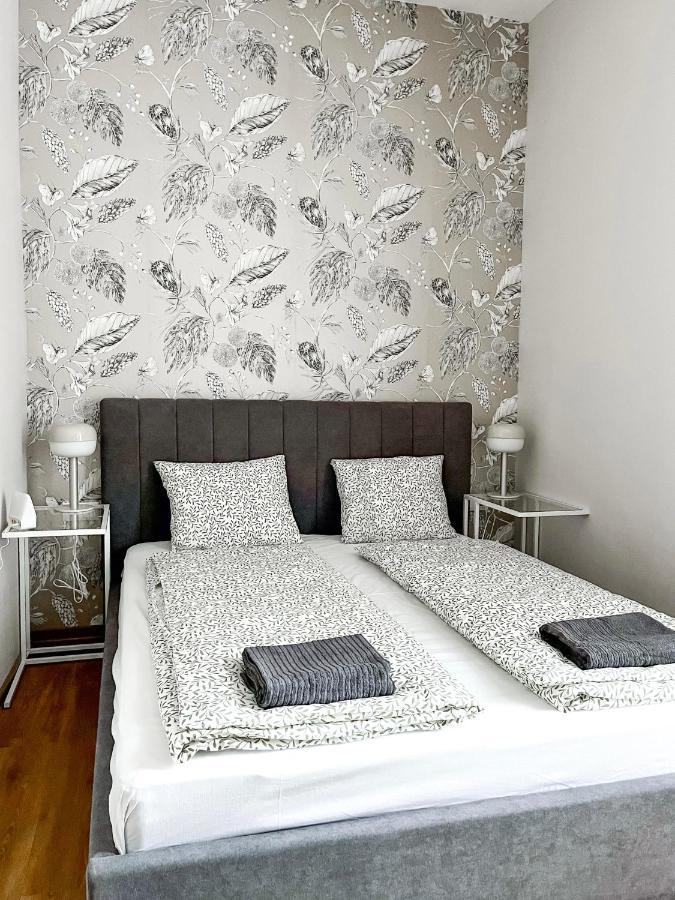 T32 Central Modern Suites Budapest Eksteriør billede