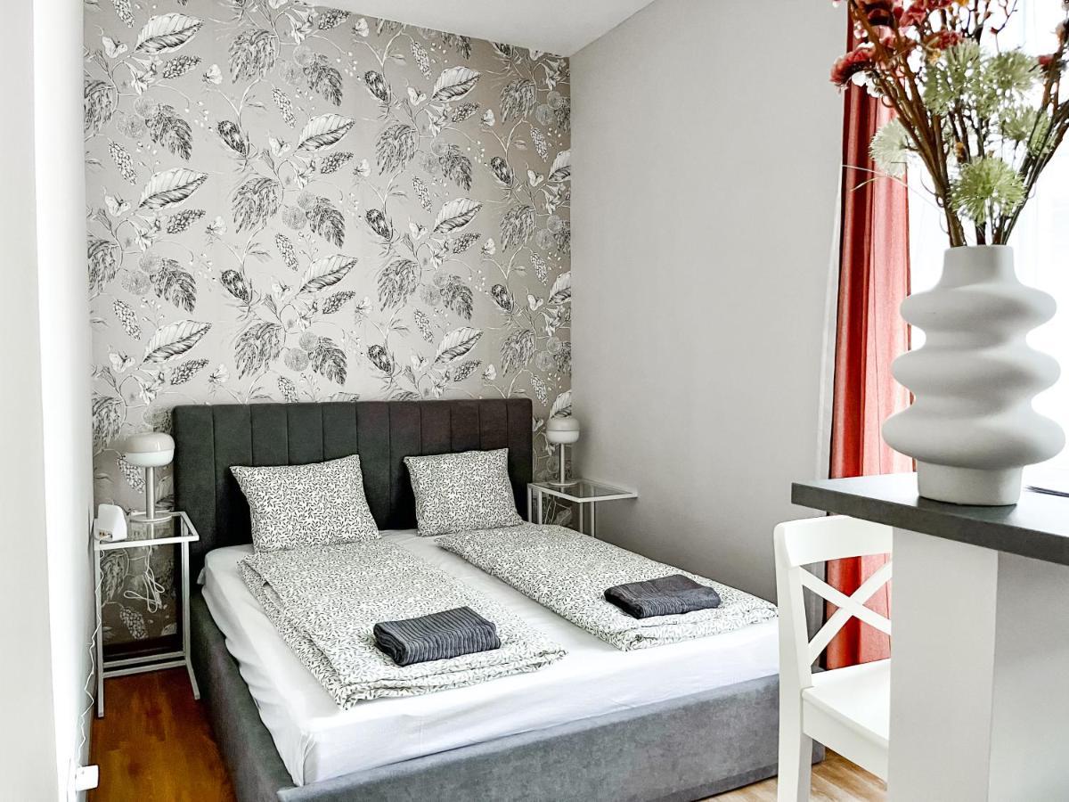 T32 Central Modern Suites Budapest Eksteriør billede